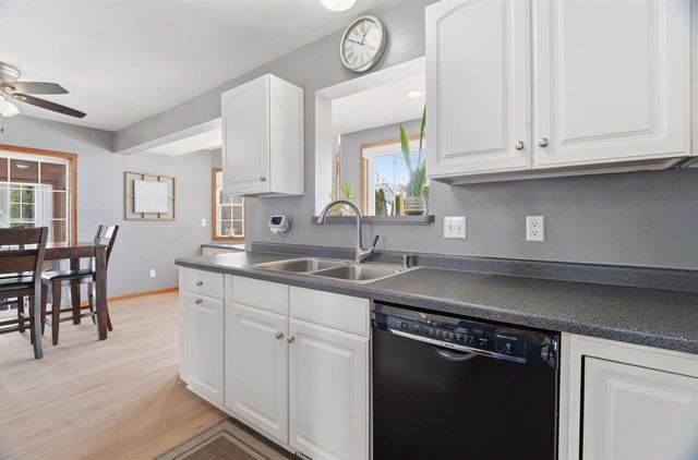 46 AURORA LANE, Fond Du Lac, WI 54935