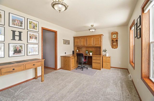 46 AURORA LANE, Fond Du Lac, WI 54935