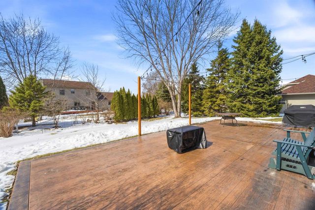 46 AURORA LANE, Fond Du Lac, WI 54935