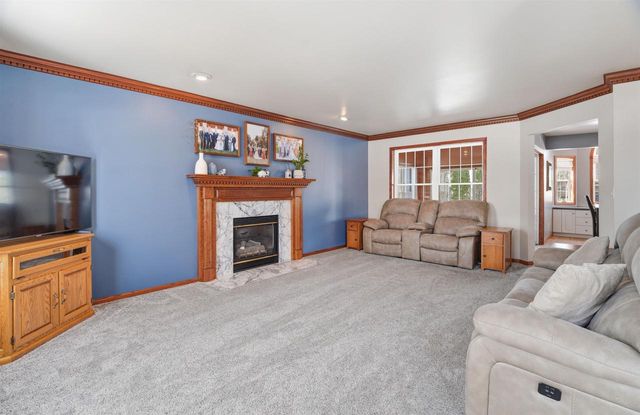 46 AURORA LANE, Fond Du Lac, WI 54935