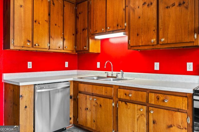 805 Manning Way SW, Marietta, GA 30064