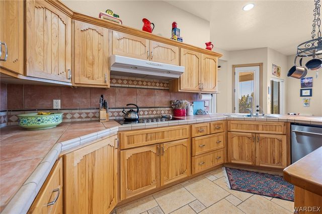 5840 N Cedar Ridge Lane, Kingman, AZ 86409