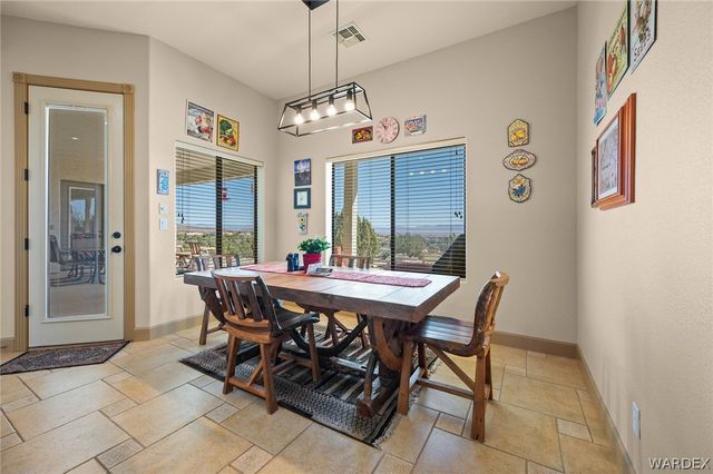 5840 N Cedar Ridge Lane, Kingman, AZ 86409