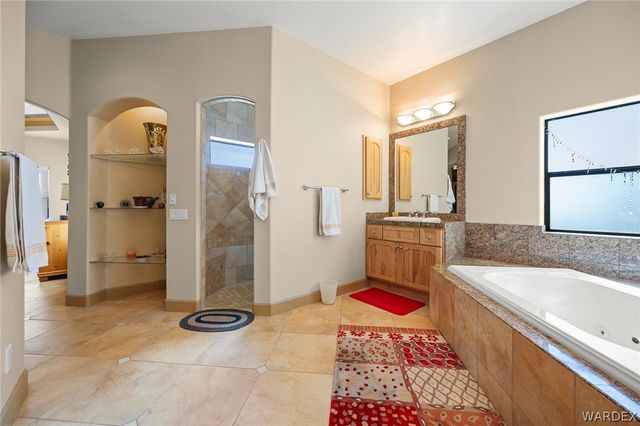 5840 N Cedar Ridge Lane, Kingman, AZ 86409