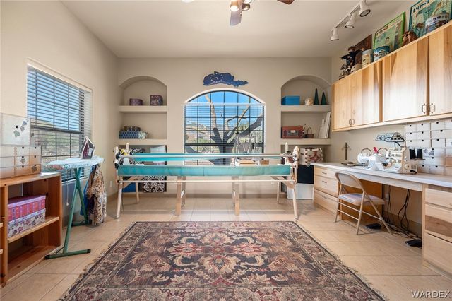 5840 N Cedar Ridge Lane, Kingman, AZ 86409