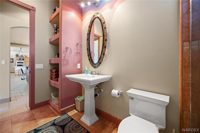 5840 N Cedar Ridge Lane, Kingman, AZ 86409