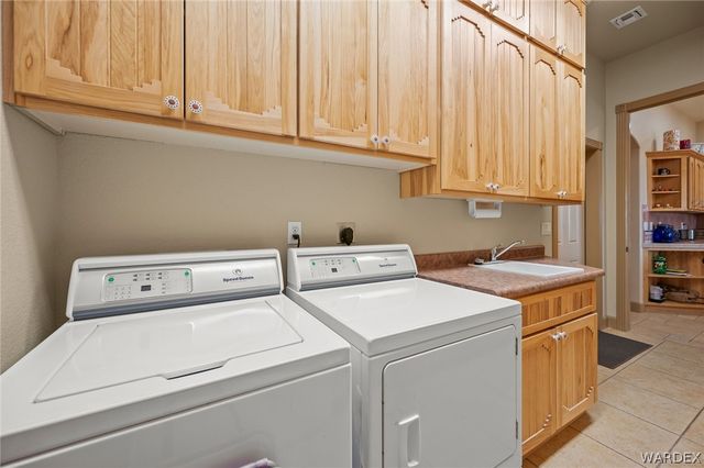 5840 N Cedar Ridge Lane, Kingman, AZ 86409