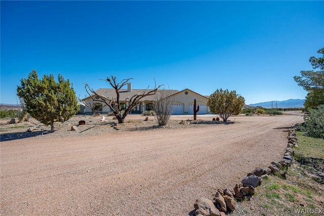 5840 N Cedar Ridge Lane, Kingman, AZ 86409