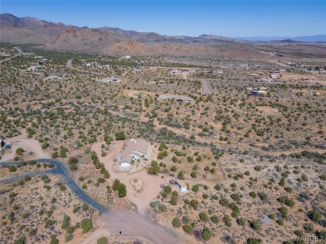 5840 N Cedar Ridge Lane, Kingman, AZ 86409