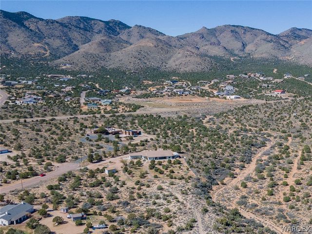 5840 N Cedar Ridge Lane, Kingman, AZ 86409
