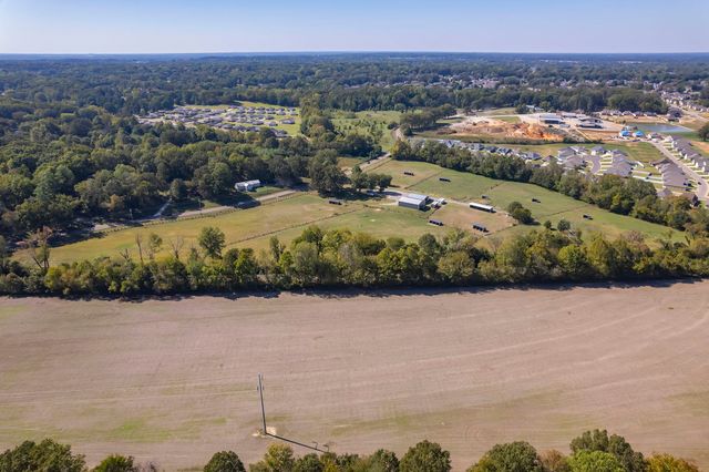 130 Cooper Anderson Rd, Jackson, TN 38305