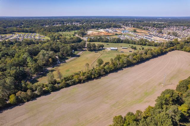 130 Cooper Anderson Rd, Jackson, TN 38305