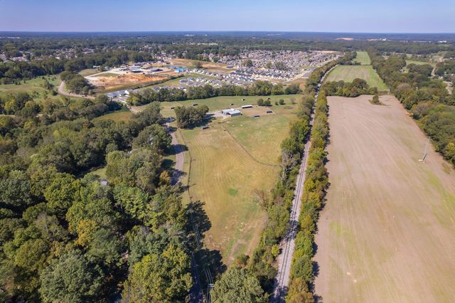 130 Cooper Anderson Rd, Jackson, TN 38305