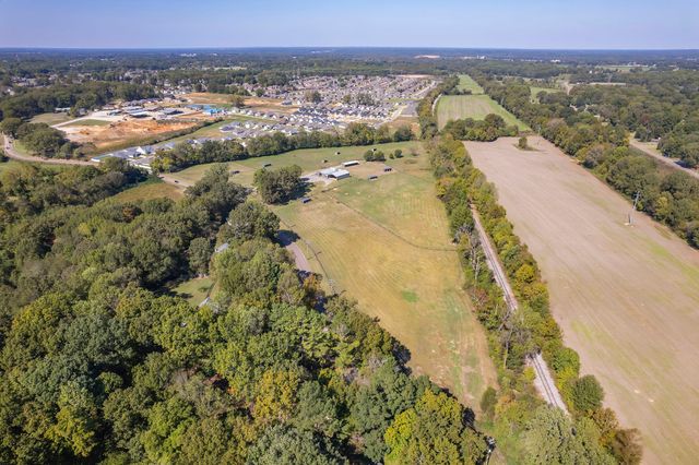 130 Cooper Anderson Rd, Jackson, TN 38305