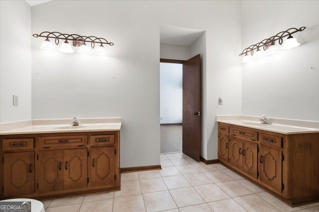 26 Latimer Lane NE, Kennesaw, GA 30144