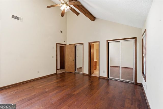 26 Latimer Lane NE, Kennesaw, GA 30144