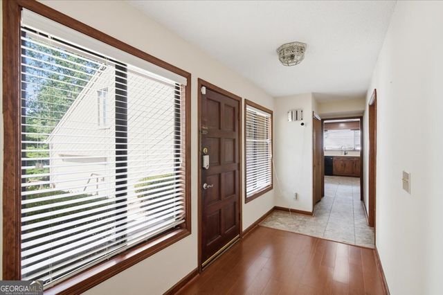 26 Latimer Lane NE, Kennesaw, GA 30144