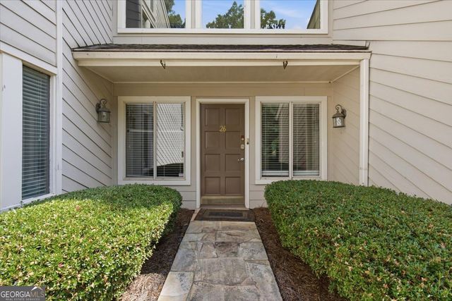 26 Latimer Lane NE, Kennesaw, GA 30144