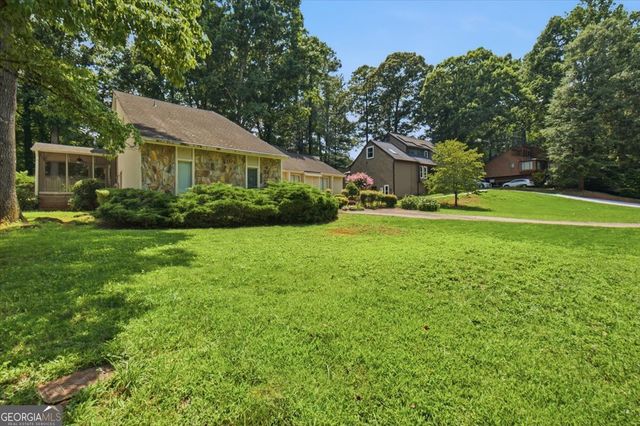 26 Latimer Lane NE, Kennesaw, GA 30144