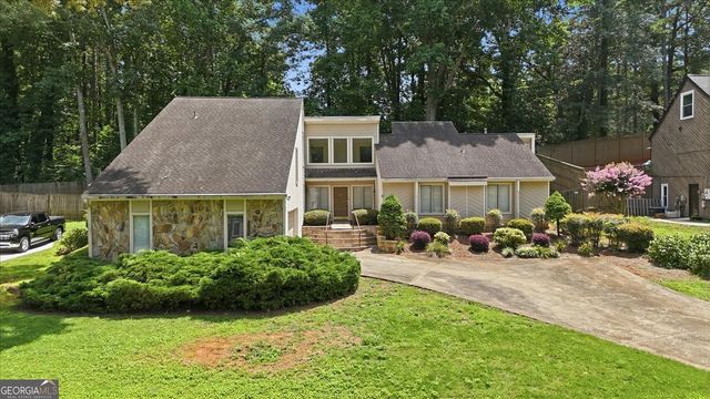 26 Latimer Lane NE, Kennesaw, GA 30144