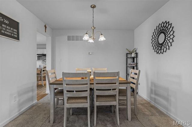 5617 Sun Bear Drive, House Springs, MO 63051