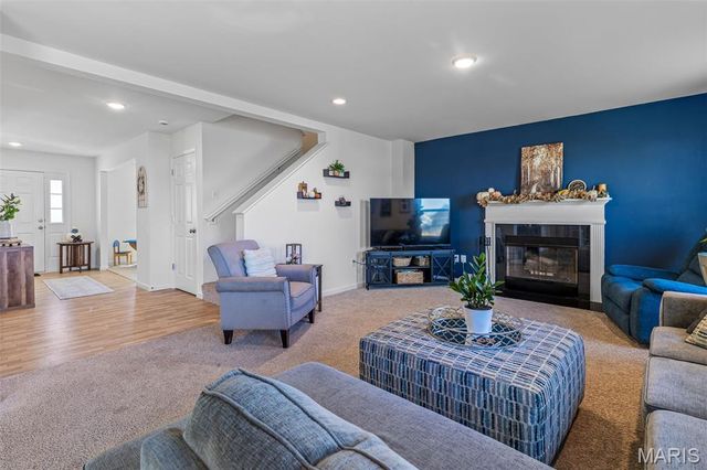 5617 Sun Bear Drive, House Springs, MO 63051