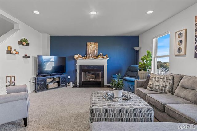 5617 Sun Bear Drive, House Springs, MO 63051