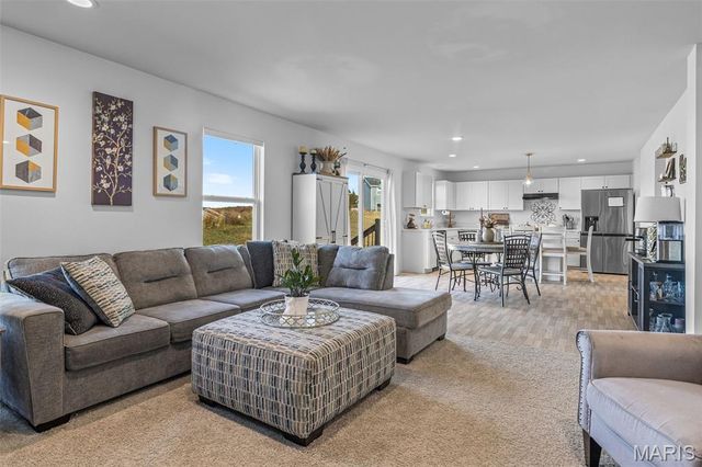 5617 Sun Bear Drive, House Springs, MO 63051