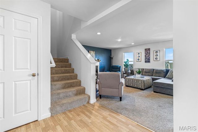 5617 Sun Bear Drive, House Springs, MO 63051