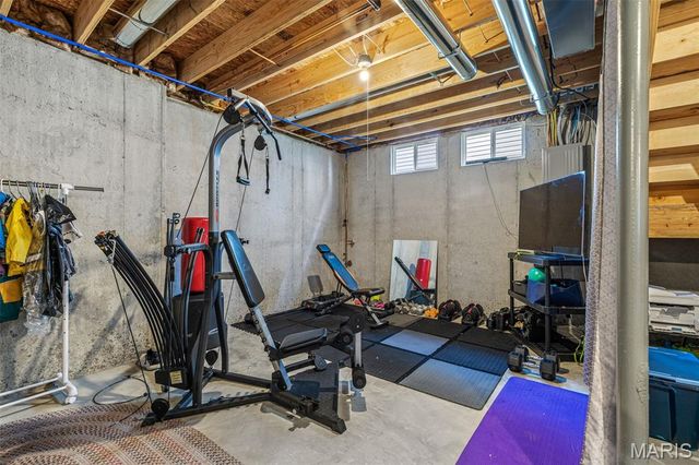 5617 Sun Bear Drive, House Springs, MO 63051