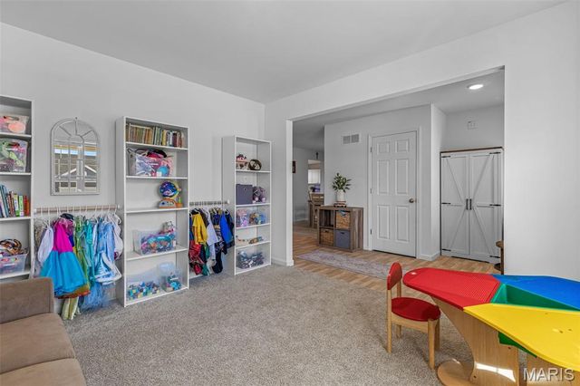 5617 Sun Bear Drive, House Springs, MO 63051