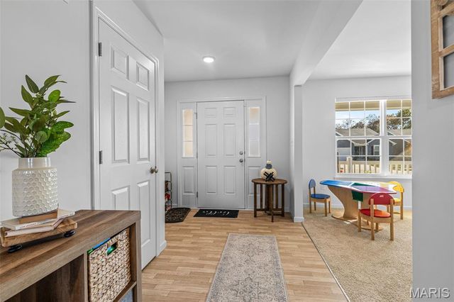 5617 Sun Bear Drive, House Springs, MO 63051