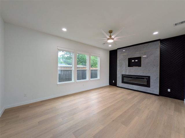 2404 56th Street, Dallas, TX 75241