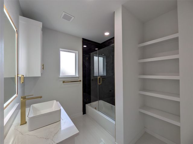 2404 56th Street, Dallas, TX 75241