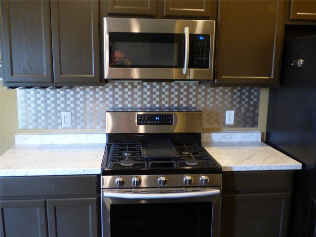 340 Spillway DR, Kyle, TX 78640