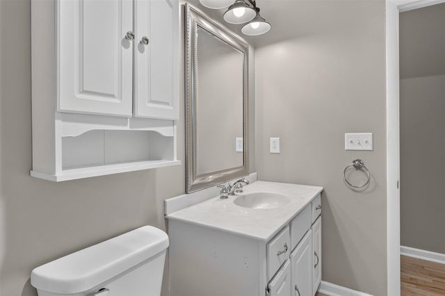 4950 Sparrow Avenue, Kalamazoo, MI 49004