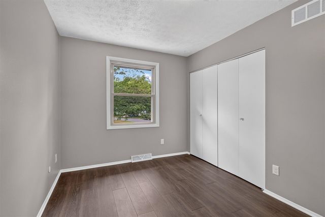4950 Sparrow Avenue, Kalamazoo, MI 49004
