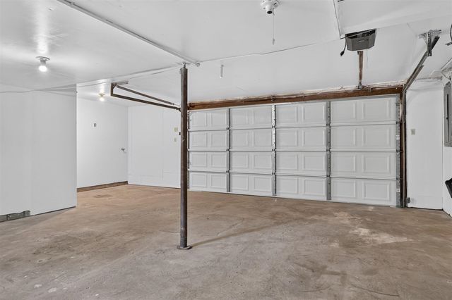 4950 Sparrow Avenue, Kalamazoo, MI 49004