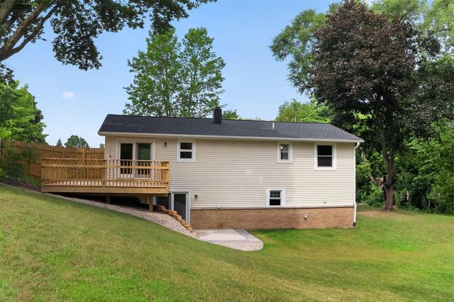 4950 Sparrow Avenue, Kalamazoo, MI 49004