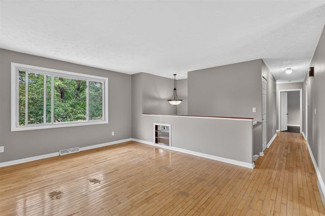 4950 Sparrow Avenue, Kalamazoo, MI 49004