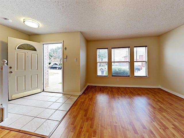 4224 Cave Cove Court, Fort Worth, TX 76244