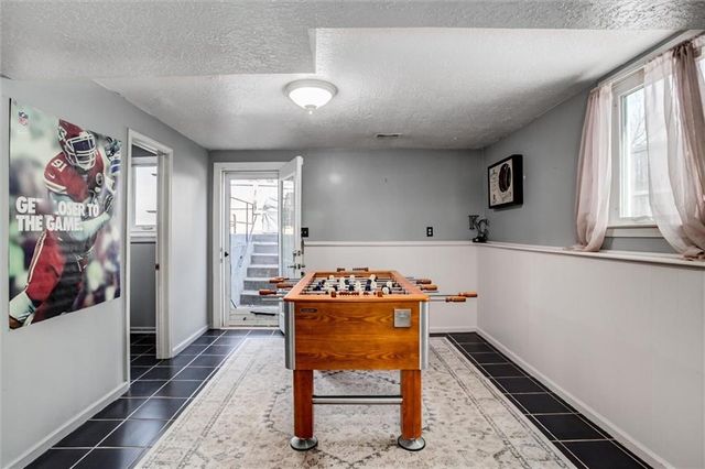 14400 E 40th Street S, Independence, MO 64055