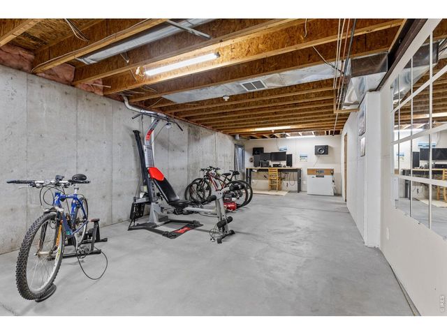 11721 Beasly Rd, Longmont, CO 80504