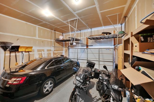 4852 W MOUNTAIN LAUREL LN, West Jordan, UT 84088