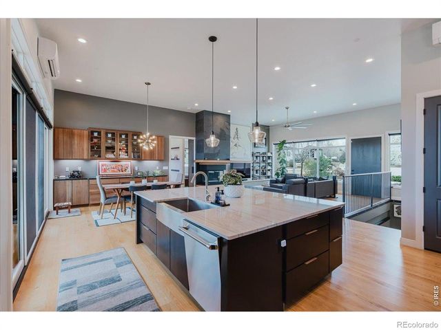 8568 Foxhaven Court, Longmont, CO 80503