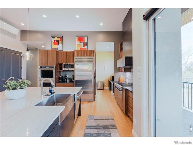 8568 Foxhaven Court, Longmont, CO 80503