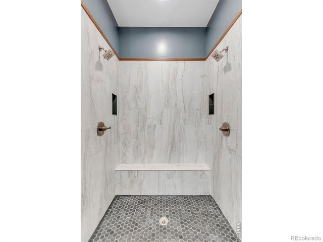 8568 Foxhaven Court, Longmont, CO 80503