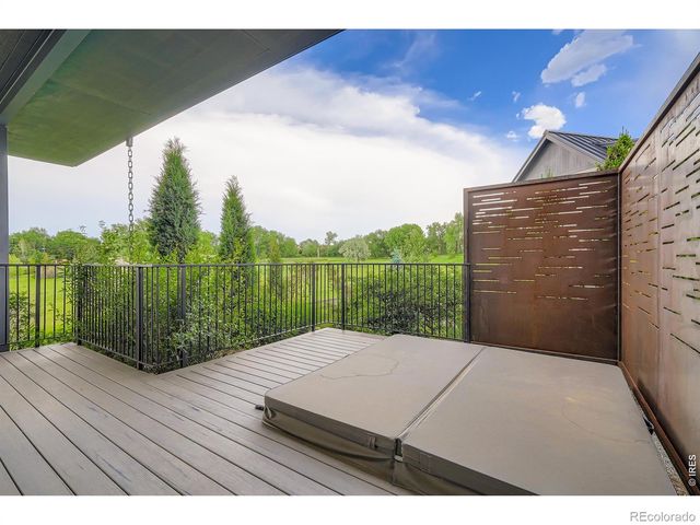 8568 Foxhaven Court, Longmont, CO 80503