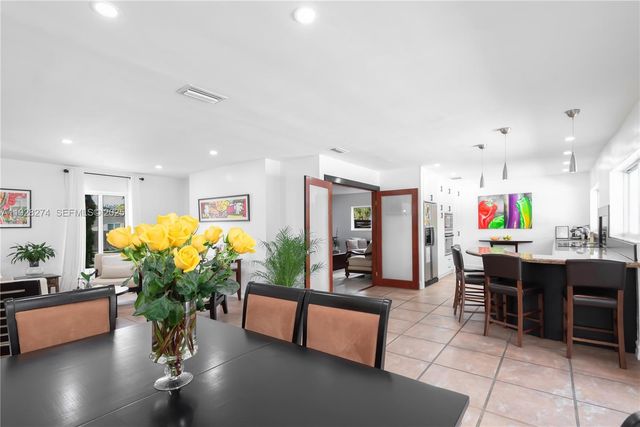 10511 SW 122nd Ct, Miami, FL 33186