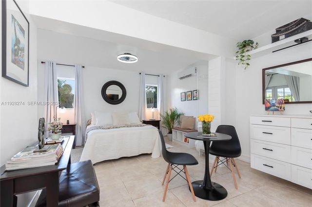 10511 SW 122nd Ct, Miami, FL 33186